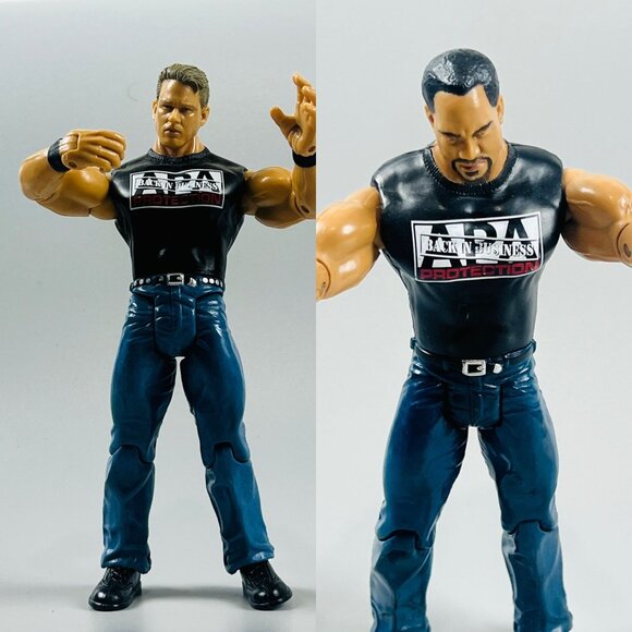 Jakks Pacific WWE WWF Wrestlers set of 2  Bradshaw & Faarooq APA Action Figures - Picture 1 of 11